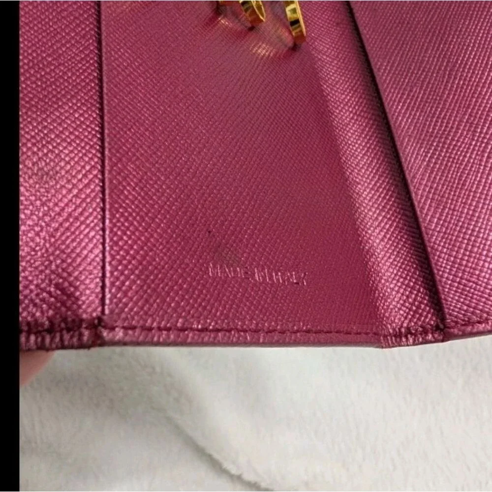 Prada authentic key